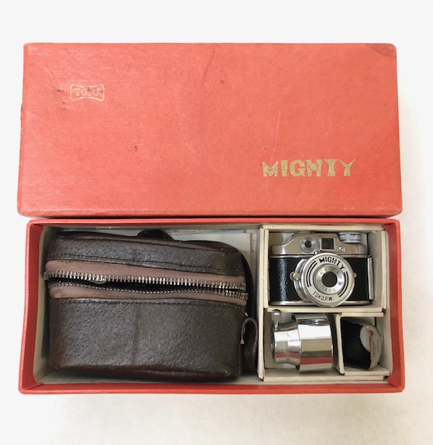 Migthy Toko Kogaku Japan miniature caméra "made in occuped Japan"1945/1950