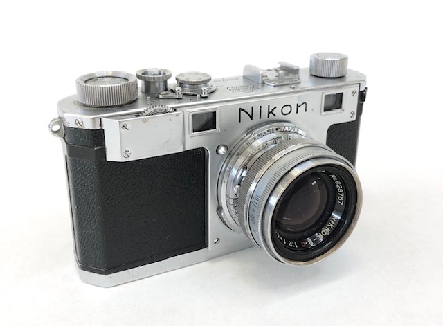 Nikon S  format 24 x 34 1952