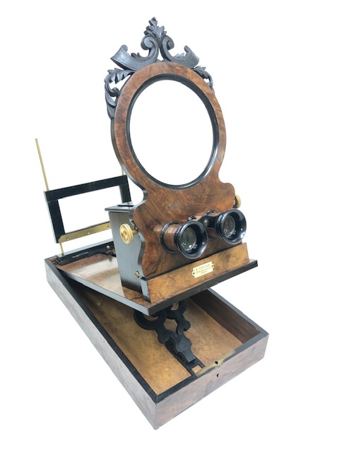 Stéréographoscope très grand modèle, 55 cm de longueur Ziegler  Paris 1880